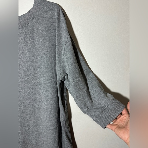 Chico’s Zenergy Gray 3/4 Sleeve Lightweight Pullover Women's Top Size XL - Picture 5 of 8